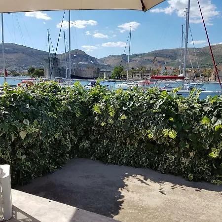 Cvita 3* Trogir