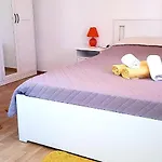 Πανσιόν Cvita 3*